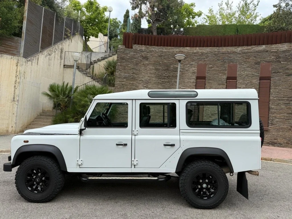 LAND-ROVER Defender Defender 110 SW SE