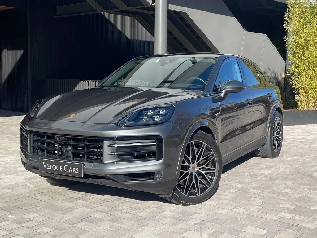 PORSCHE Cayenne E-Hybrid
