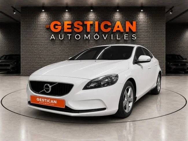 VOLVO V40 V40 T2 Momentum