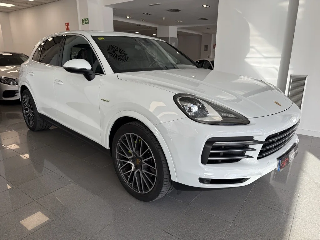 PORSCHE Cayenne Cayenne E-Hybrid Aut.