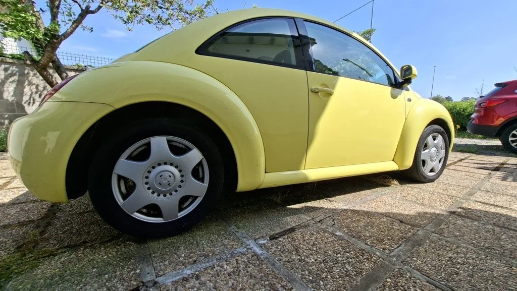 VOLKSWAGEN Beetle Beetle 2.0