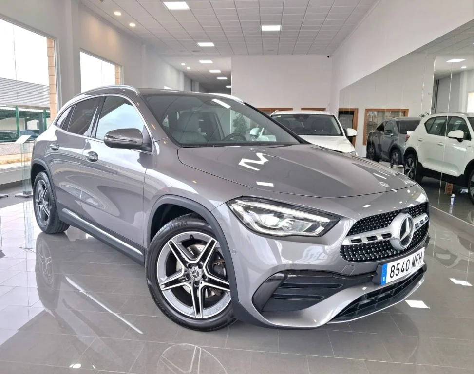 MERCEDES-BENZ Clase GLA GLA 200d 8G-DCT
