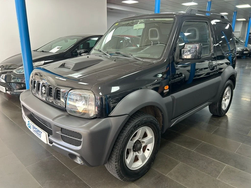 SUZUKI Jimny Jimny 1.5DDiS JLX Techo Metálico