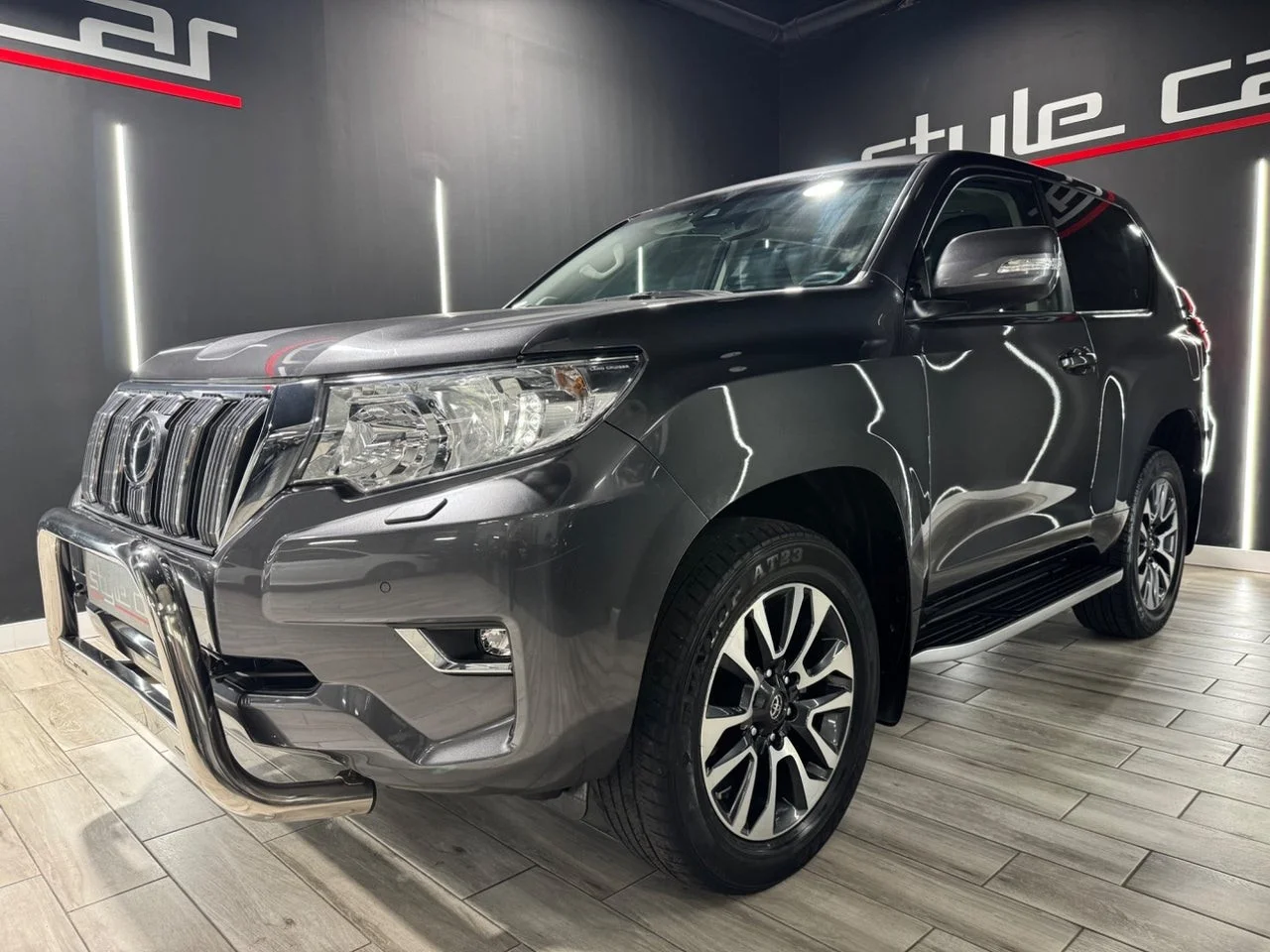 TOYOTA Land Cruiser 2.8 D4D VX AUTO