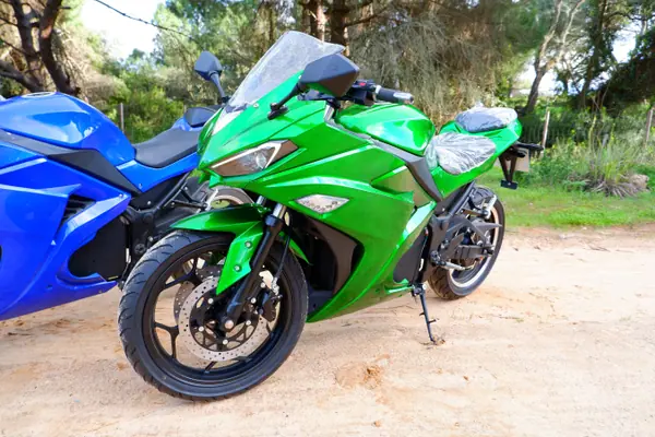 Kawasaki Ninja 400 2025 MACEV V6