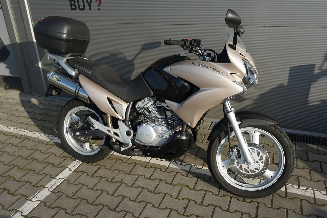 Honda Varadero 125