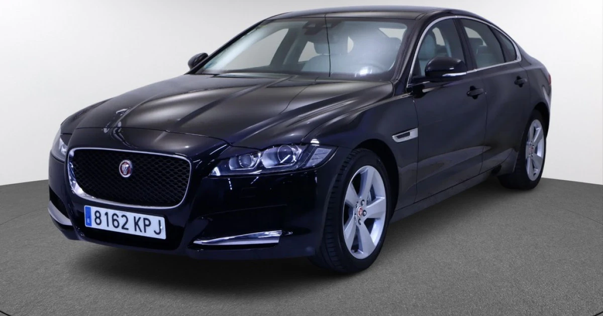 Jaguar XF sedan 2.0D 132KW PRESTIGE AUTO 4P