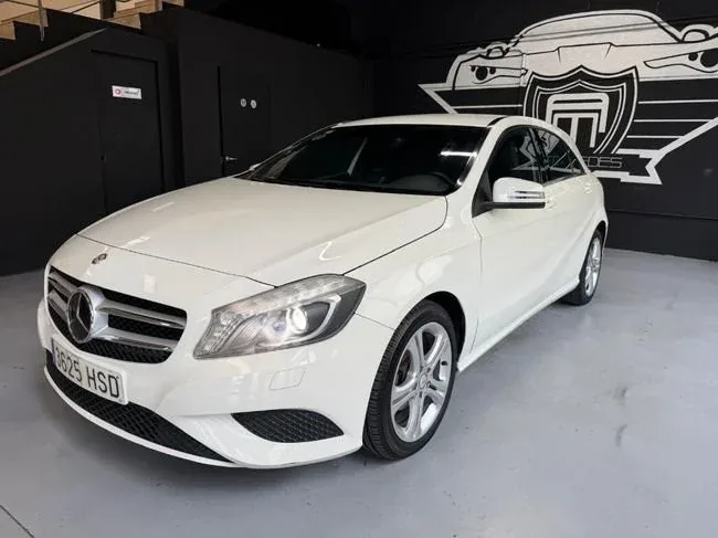 MERCEDES-BENZ Clase A A 180 CDI BlueEfficiency (176.000)