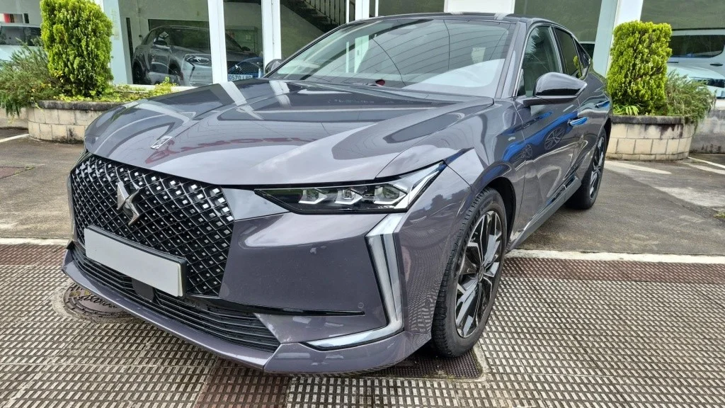 DS DS4 DS 4 BlueHDi Etoile Alcantara Aut. 130