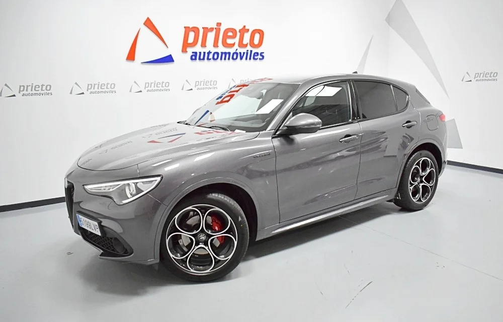 ALFA ROMEO Stelvio Stelvio 2.2 Veloce Q4 210 Aut.