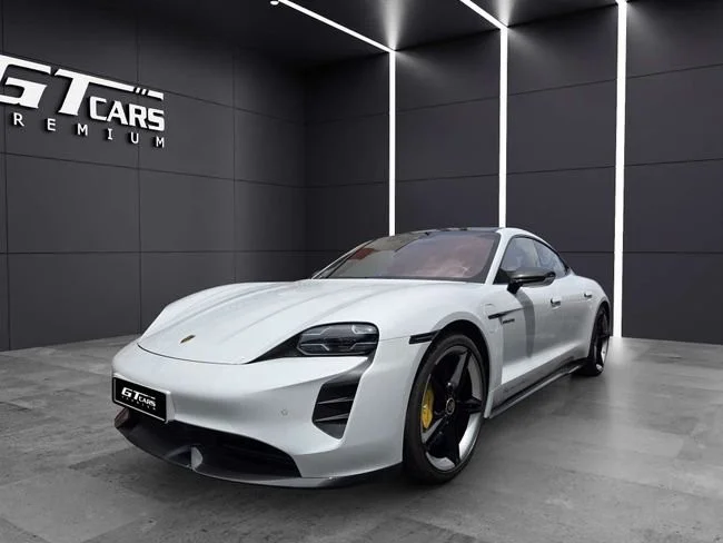 PORSCHE Taycan Taycan Turbo S