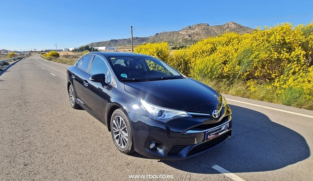 TOYOTA Avensis Avensis 150D Executive