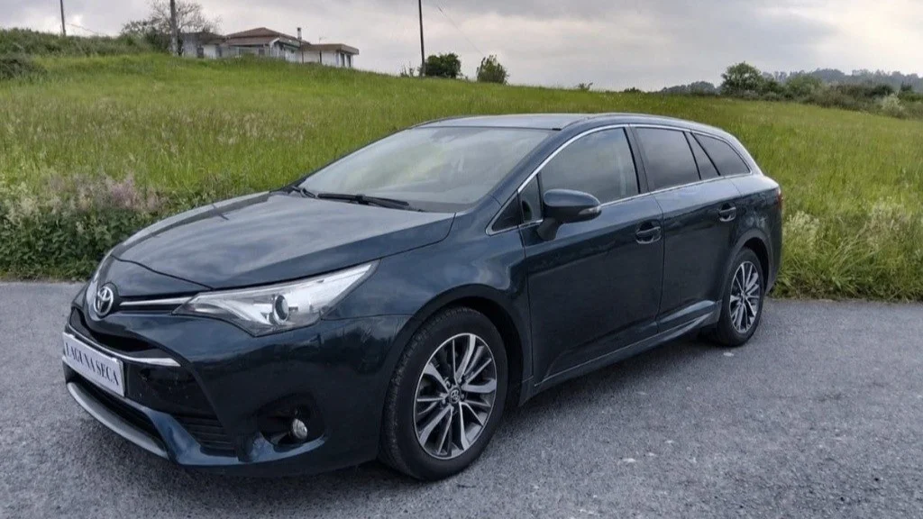 TOYOTA Avensis Avensis TS 150D Advance