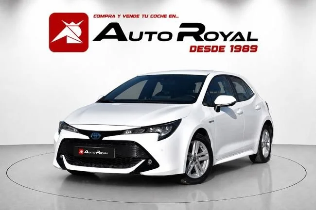 TOYOTA Corolla 2.0 180H STYLE ECVT