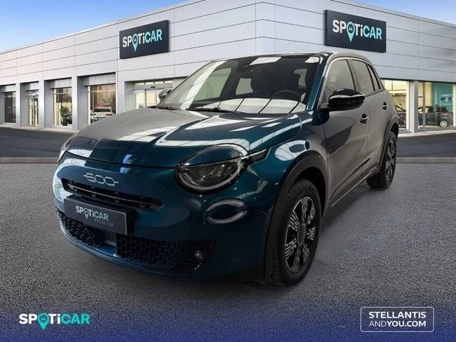 FIAT 600 MHEV 1.2 74kW (100CV) DDCT -