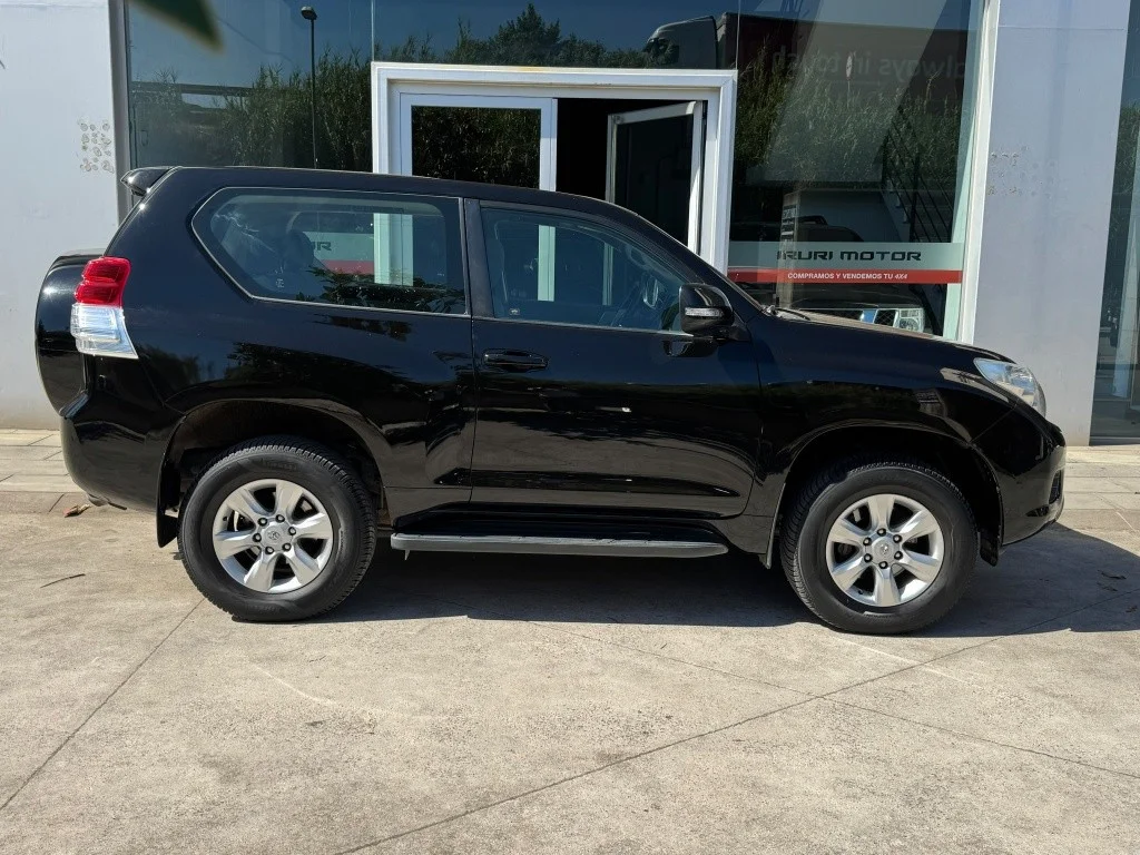 TOYOTA Land Cruiser Land Cruiser D-4D VX