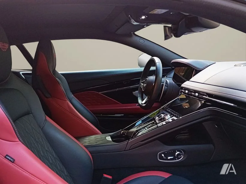 ASTON MARTIN DB12 DB12 4.0 V8