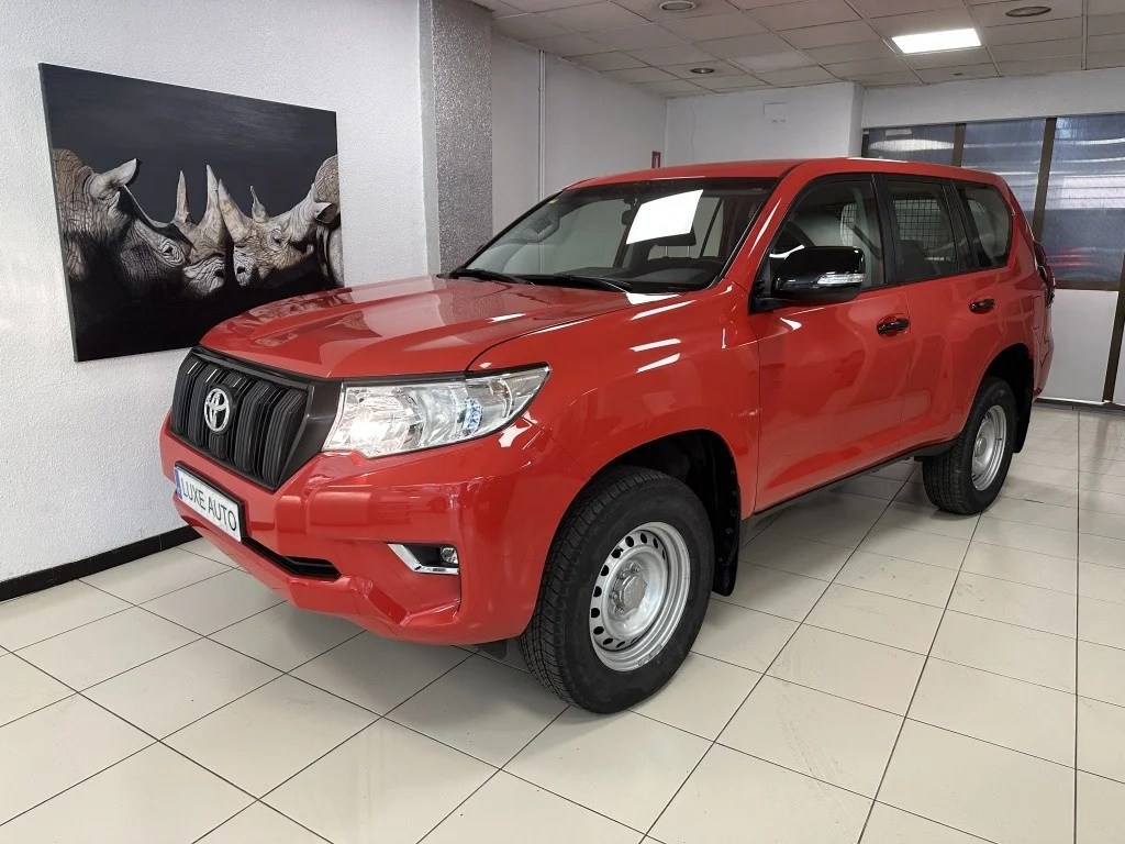 TOYOTA Land Cruiser Land Cruiser D-4D GX