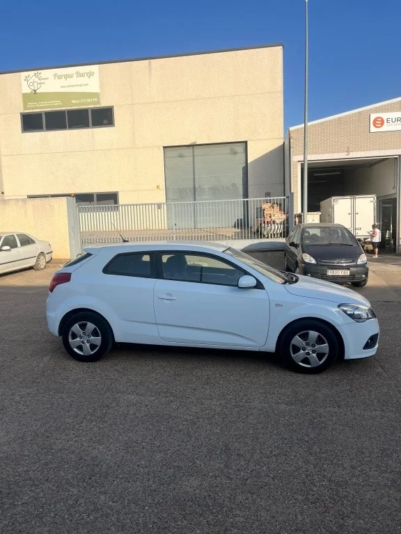 KIA Cee´d Pro_Cee´d 1.6CRDi Active Eco-D. 128