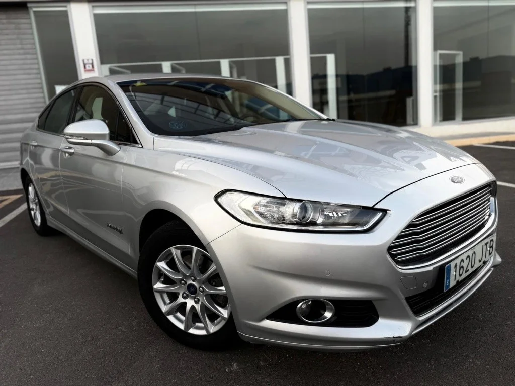 FORD Mondeo Mondeo Sedán 2.0 HEV Titanium