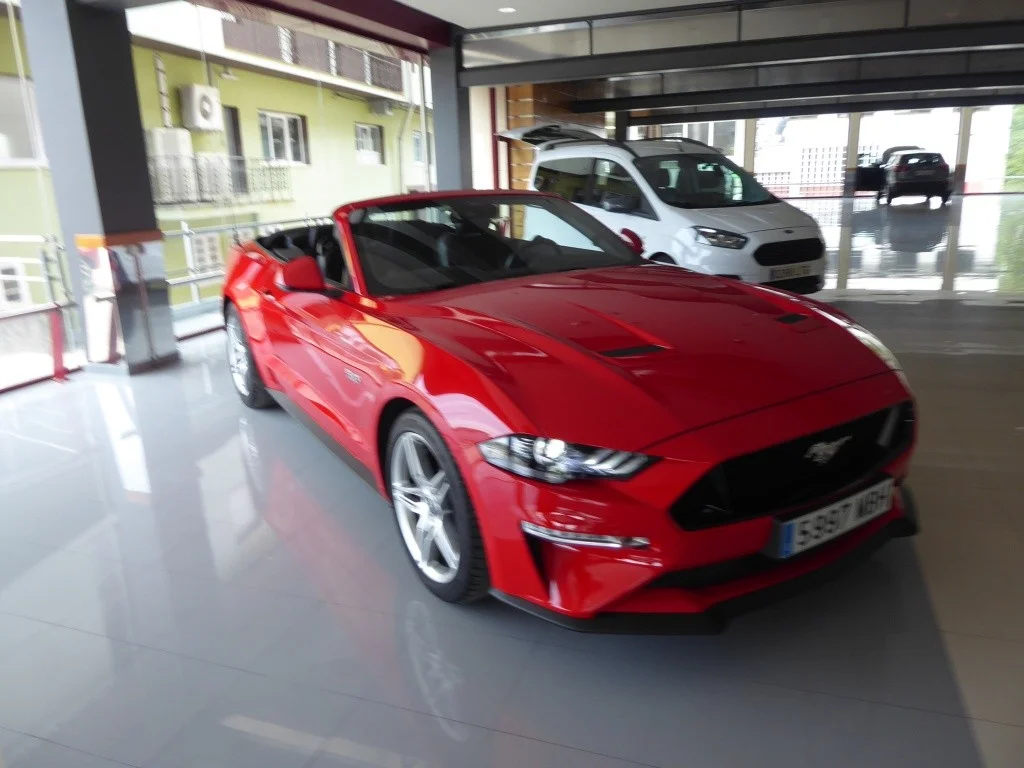 FORD Mustang Mustang Convertible 5.0 Ti-VCT GT Aut.