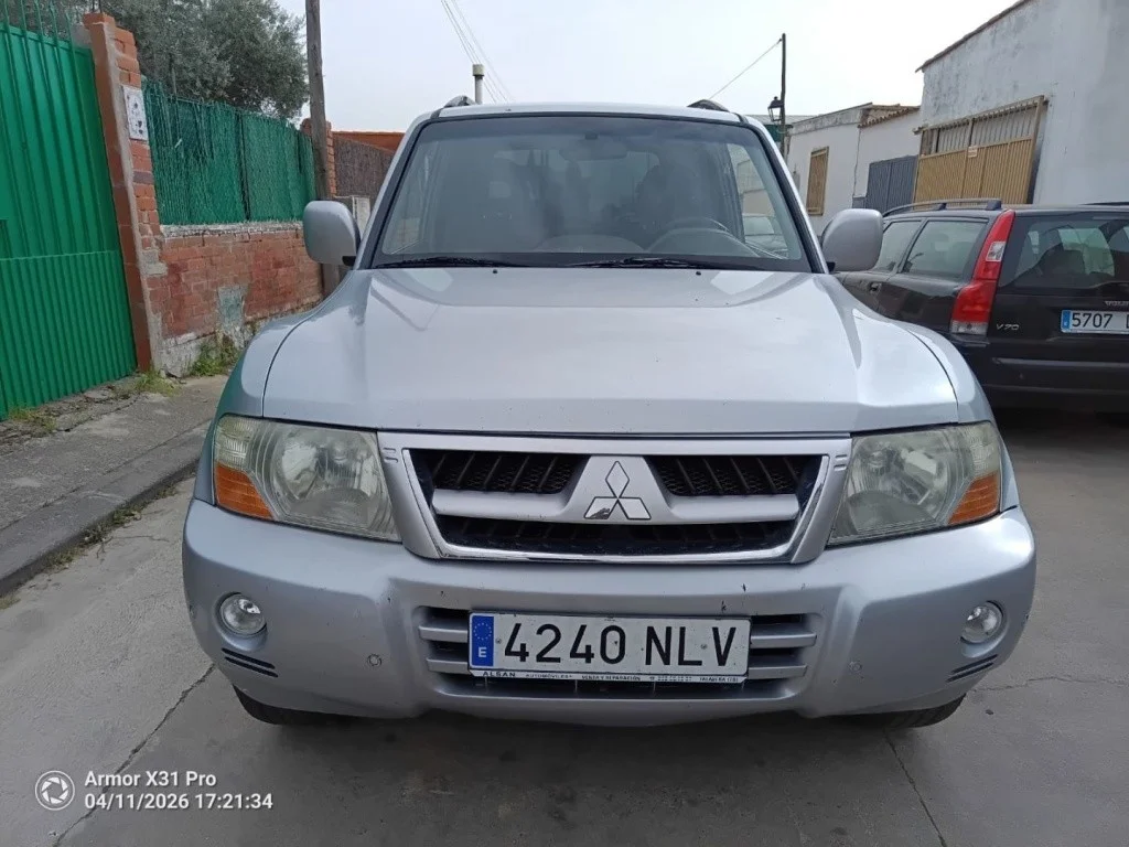 MITSUBISHI Montero Montero 3.2DI-D Intense Kaiteki Aut.