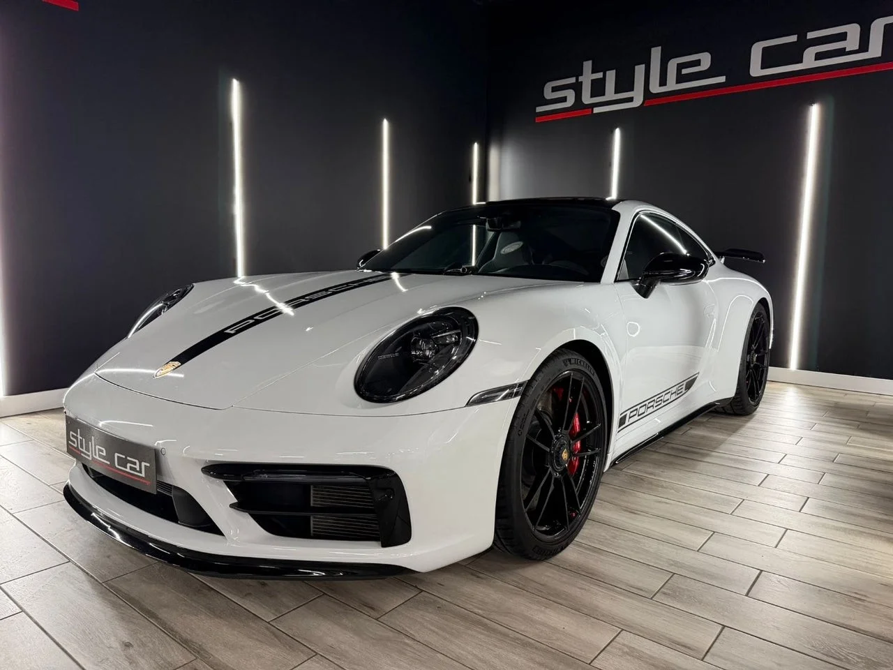 PORSCHE 911 911 Carrera GTS Coupé PDK