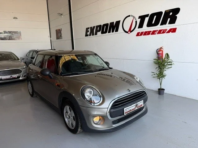 MINI Mini ONE D 5 PUERTAS