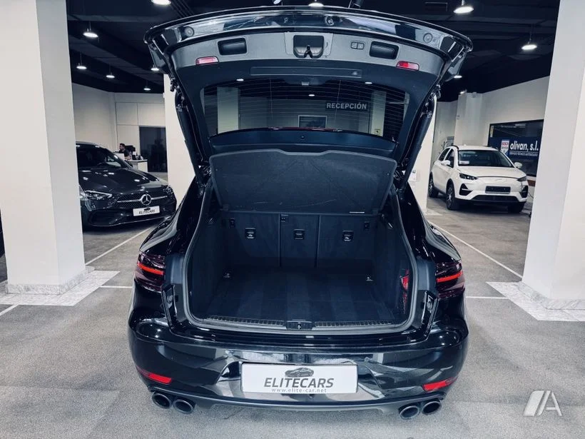 PORSCHE Macan Macan GTS Aut.