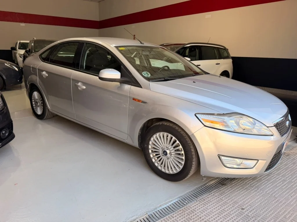 FORD Mondeo Mondeo 1.8TDCi Trend