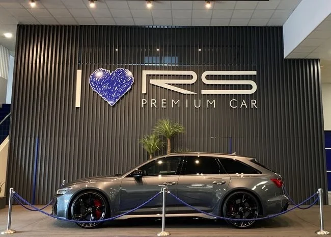 AUDI A6 RS6 Avant