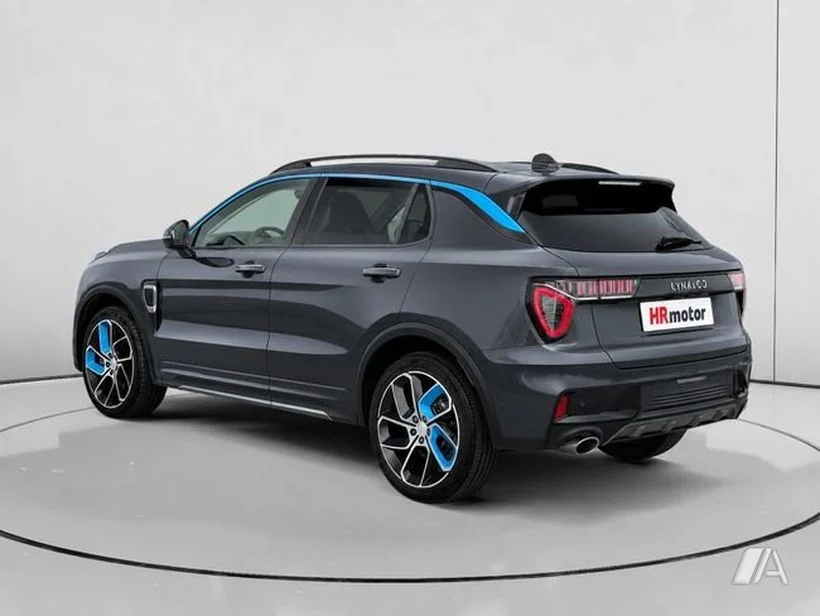 LYNK & CO 01 01 1.5T PHEV