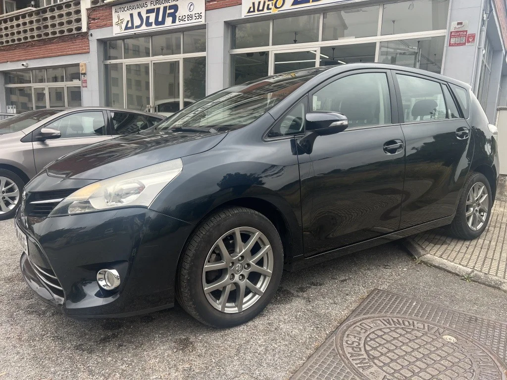 TOYOTA Verso Verso 120D Comfort 5pl.