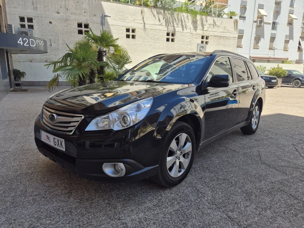 SUBARU Outback Outback 2.5i Aut.