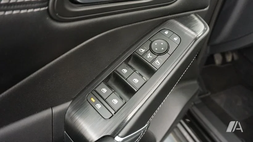 NISSAN Qashqai QASHQAI 1.3 DIG-T MHEV 103KW N-CONNECTA 140 5P