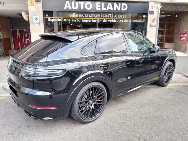 PORSCHE Cayenne Cayenne Coupé GTS