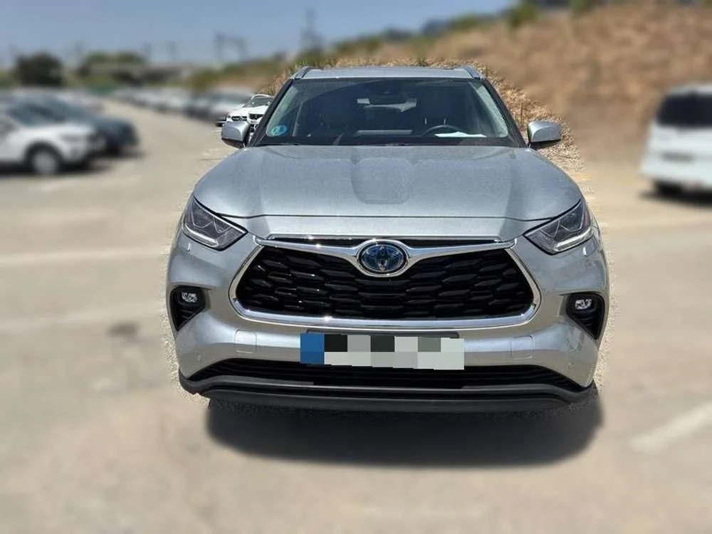 TOYOTA Highlander Advance