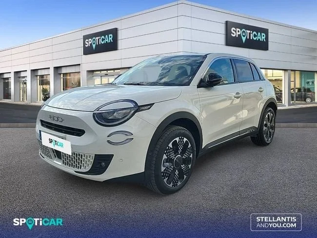FIAT 600 MHEV 1.2 74kW (100CV) DDCT La prima