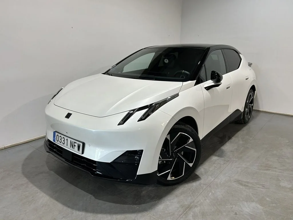 LYNK & CO 02 BEV 66kWh More