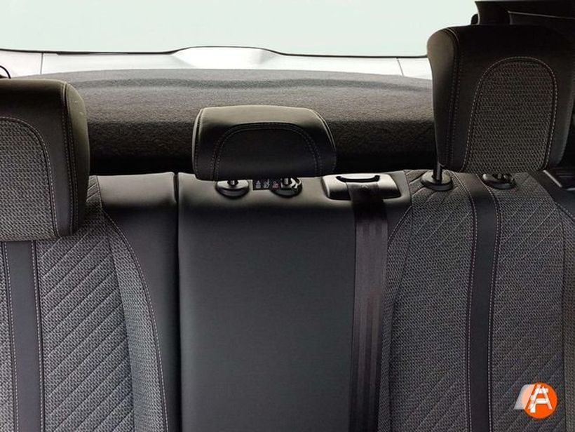 PEUGEOT 2008 2008 1.2 PureTech S&S Allure EAT8 130