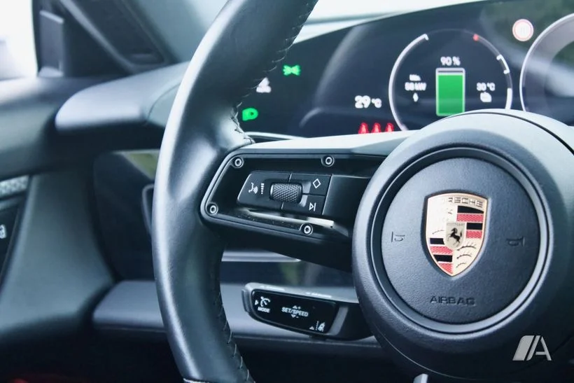 PORSCHE Taycan Taycan 4