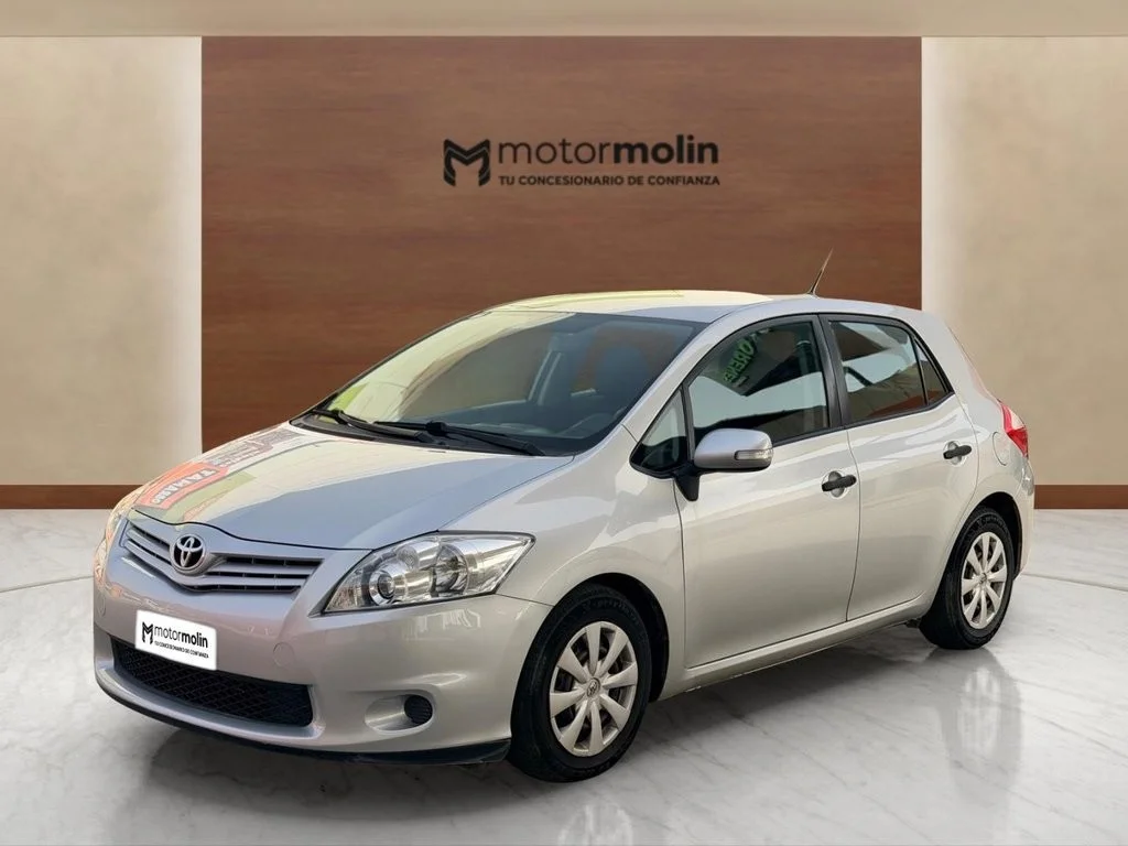 TOYOTA Auris Toyota 1.4 D-4D DPF Active Eco