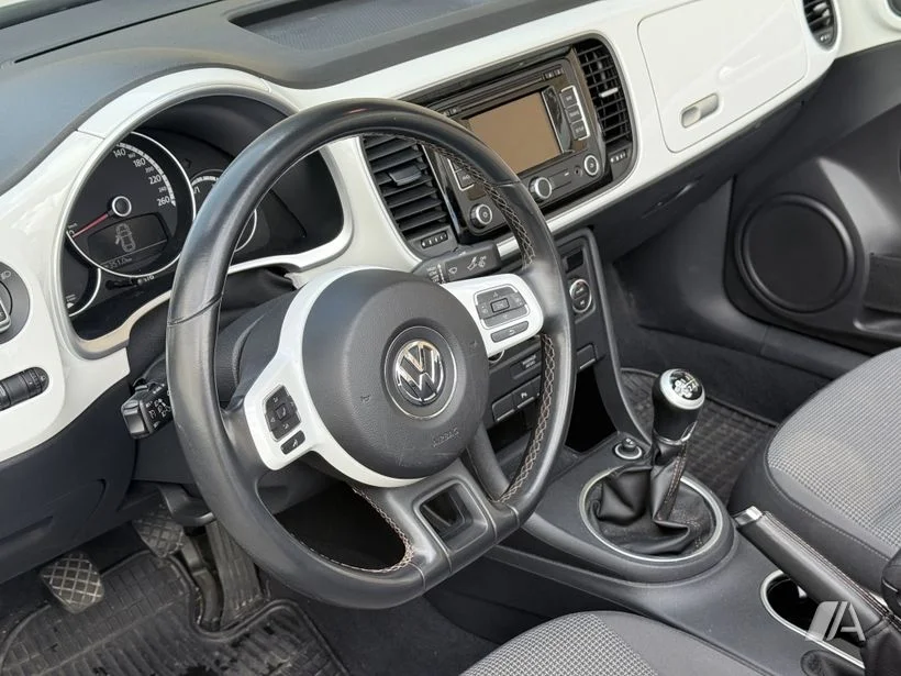 VOLKSWAGEN Beetle Beetle Cabrio 1.2 TSI Design 105