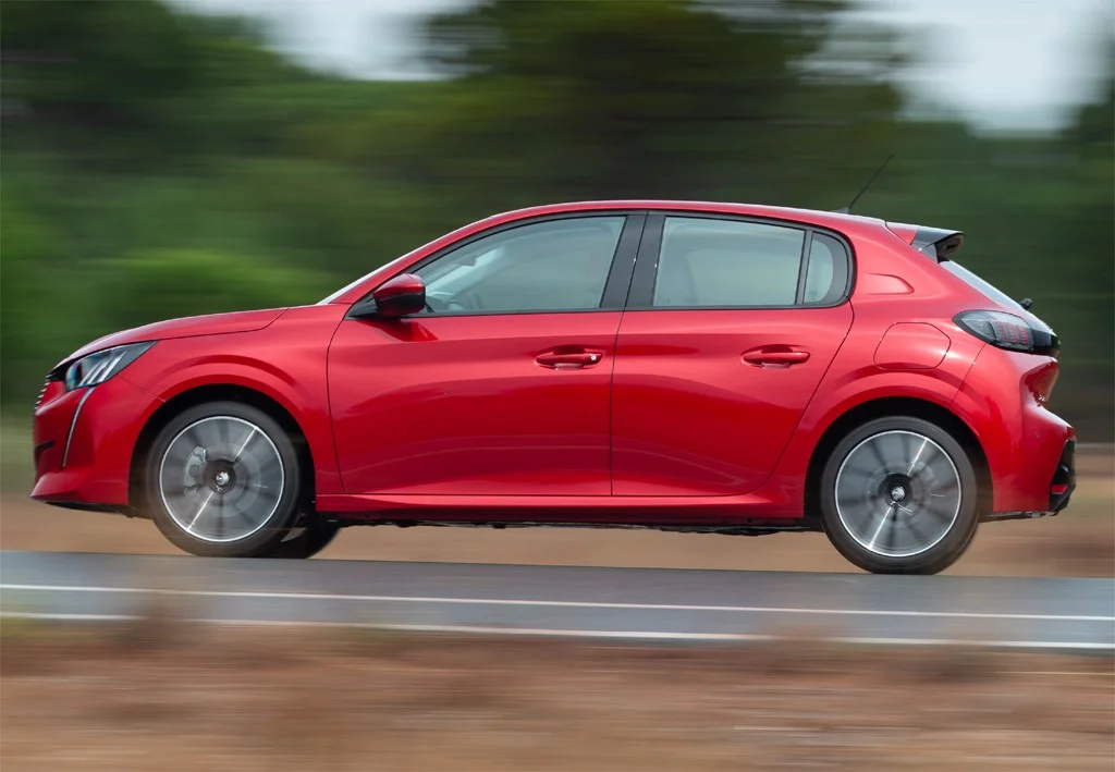 PEUGEOT 208 208 1.2 PureTech S&S GT Line 110