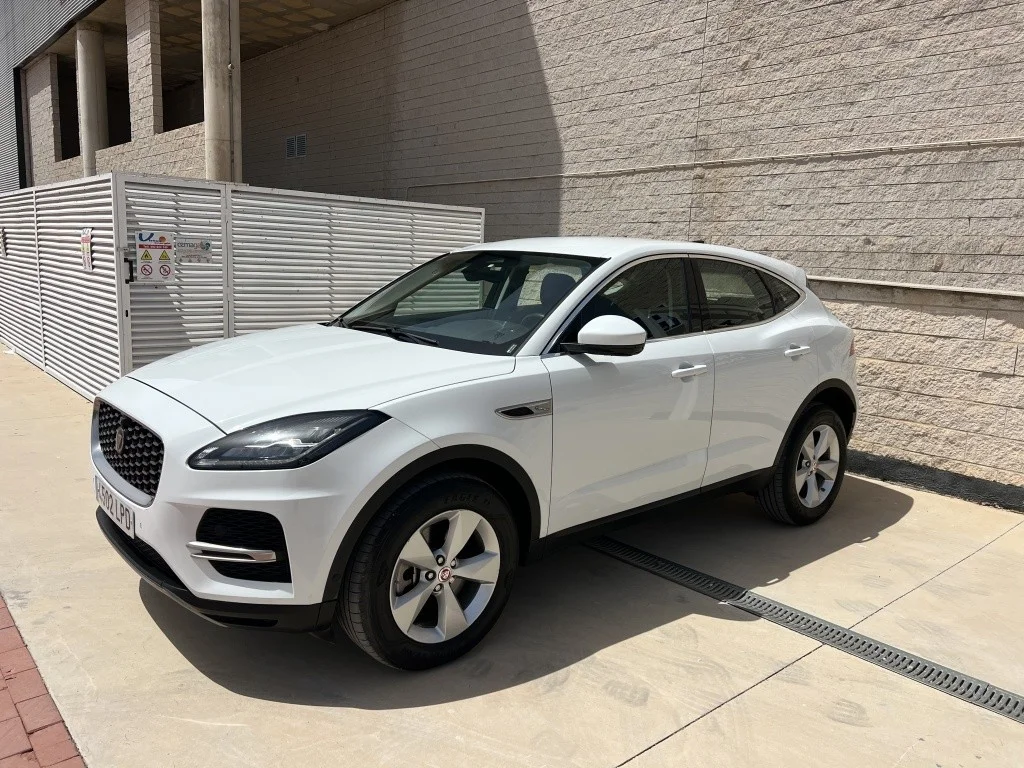 JAGUAR E-Pace E-Pace 2.0D I4 SE AWD Aut. 163