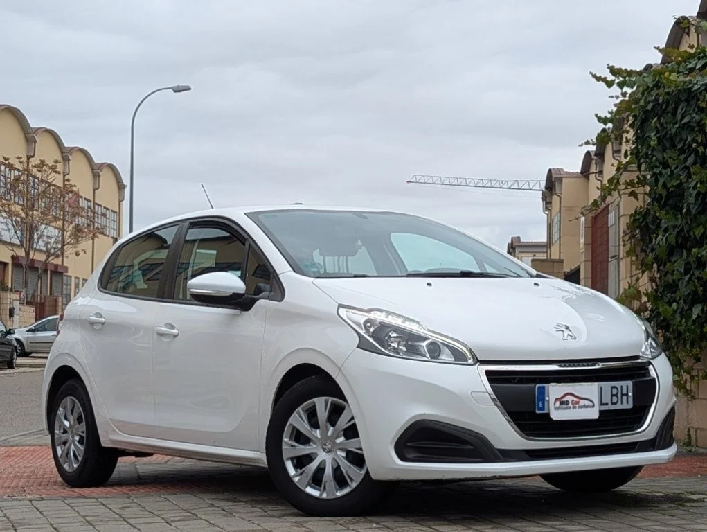 PEUGEOT 208 208 1.6 BlueHDi S&S Allure 100