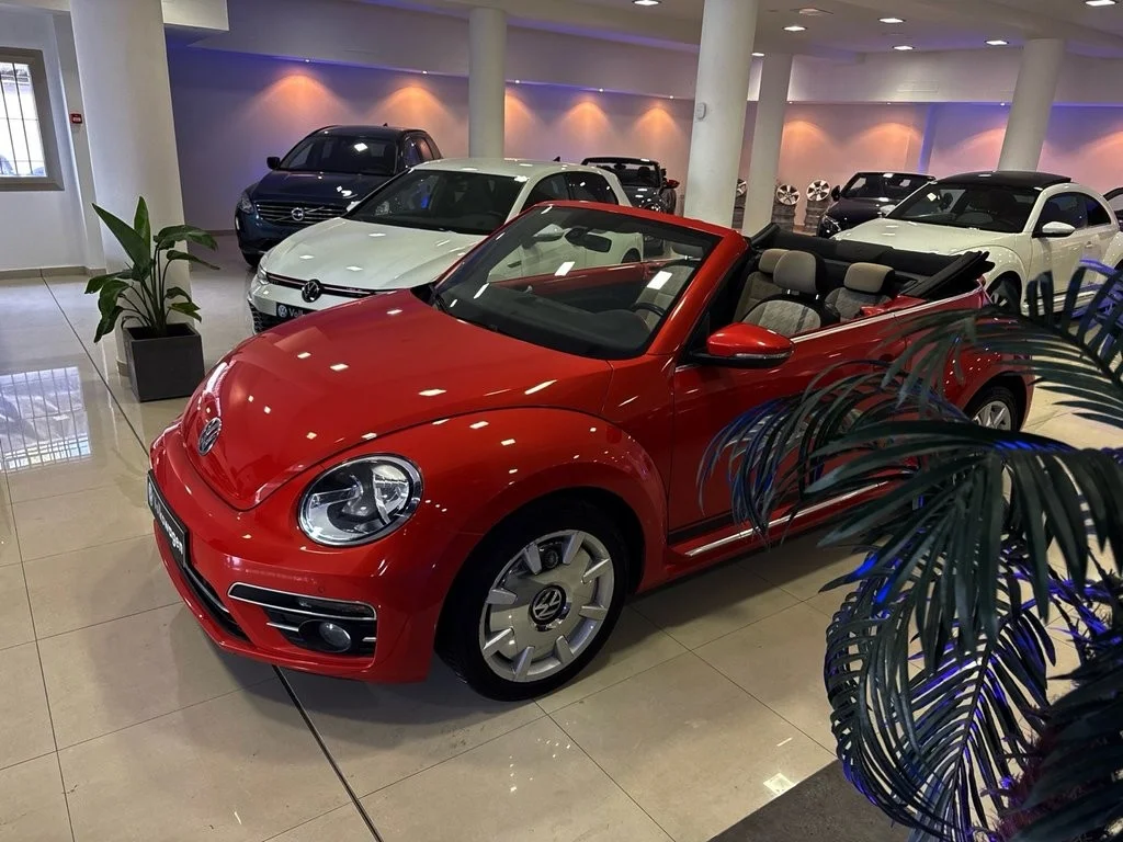VOLKSWAGEN Beetle Beetle Cabrio 2.0TDI Design 110kW