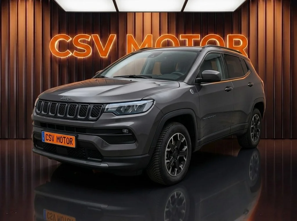JEEP Compass Compass 1.3 PHEV Trailhawk EAWD Aut. 240
