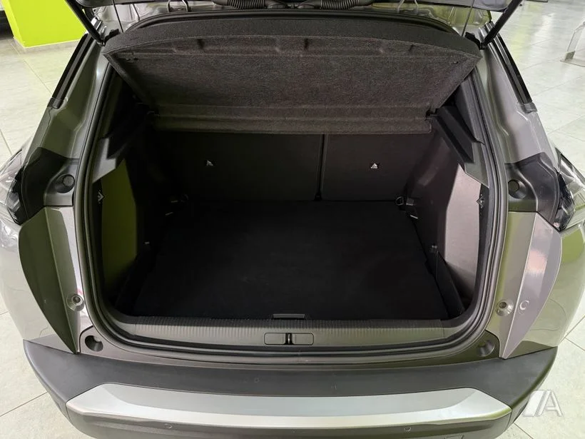 PEUGEOT 2008 2008 Hybrid Allure eDCS6 145