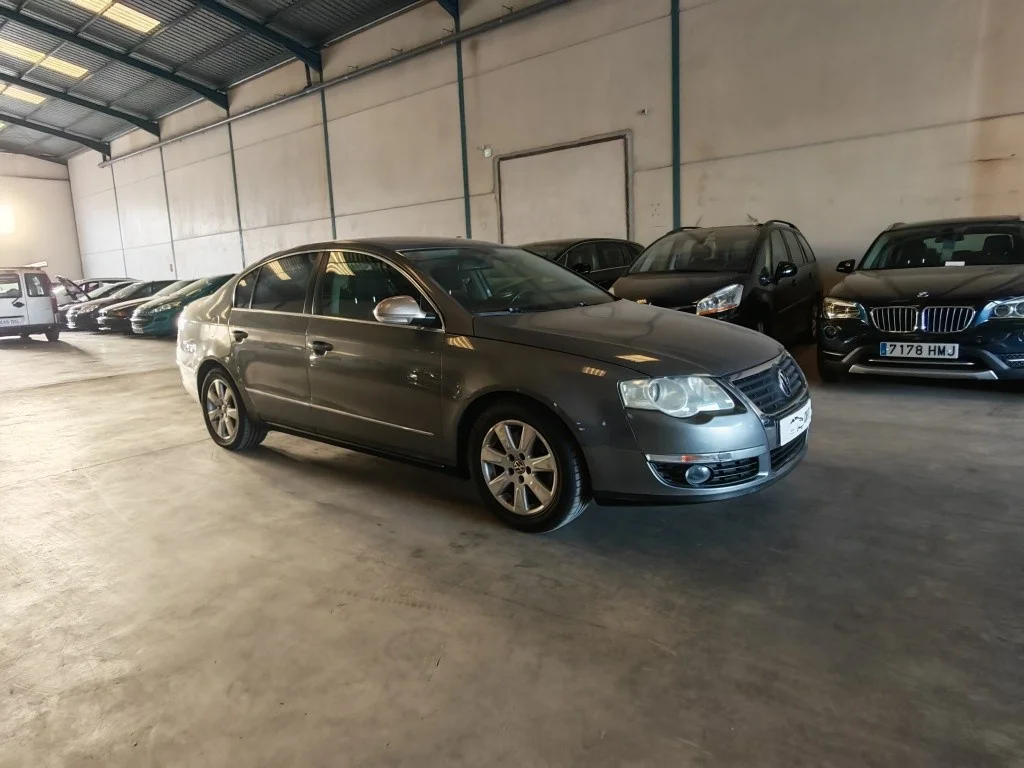 VOLKSWAGEN Passat Passat 2.0TDI Sportline